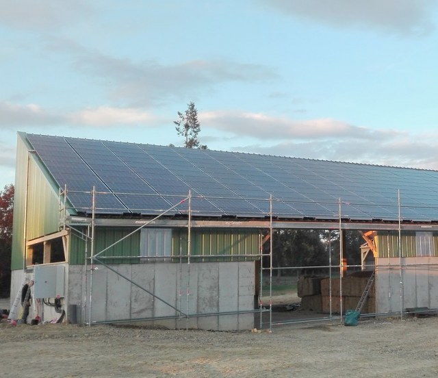 realisation-allosun-installation-5-(22)Bâtiment agricole - 99kVA